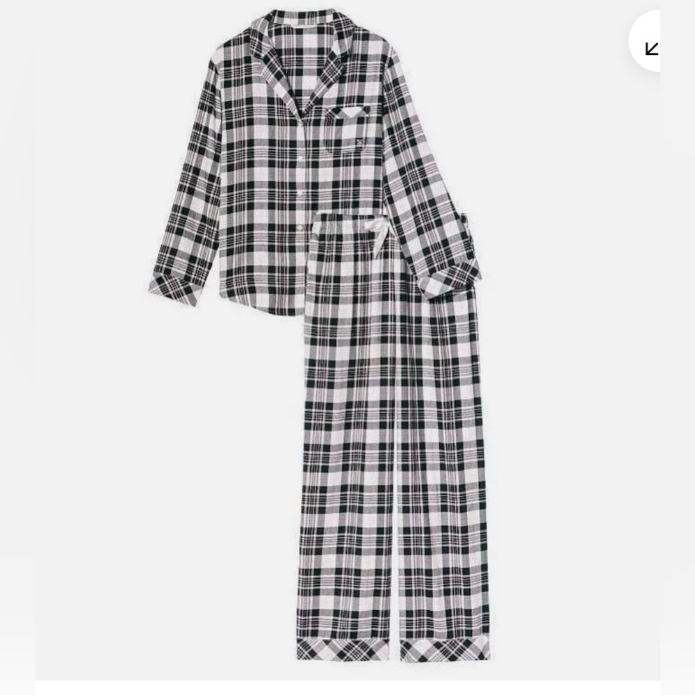 NWT Victoria's Secret Black and White Flannel Pajama Set Timeless Comfort SIZE S